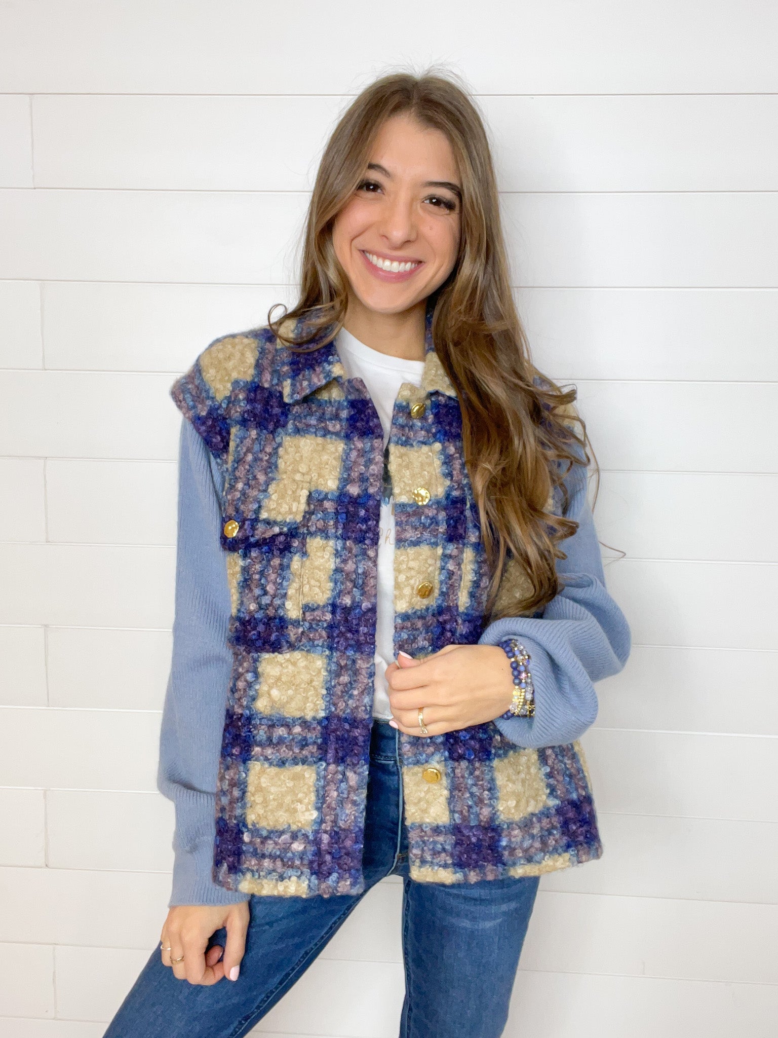 essentials, Winter outfit inspiration, New winter arrivals, Winter fashion inspiration, Women's fashion, Clothing boutique, Fashion trends, Women's clothing, Fashion inspiration, cozy women's jackets. women's plaid shacket, trendy women's winter jacket